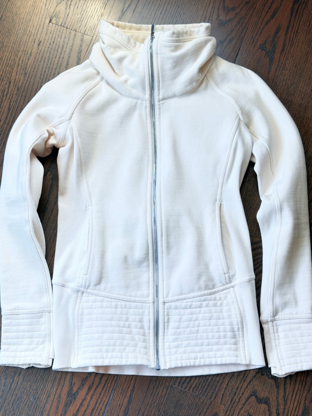 Lululemon full zip jacket, size 6